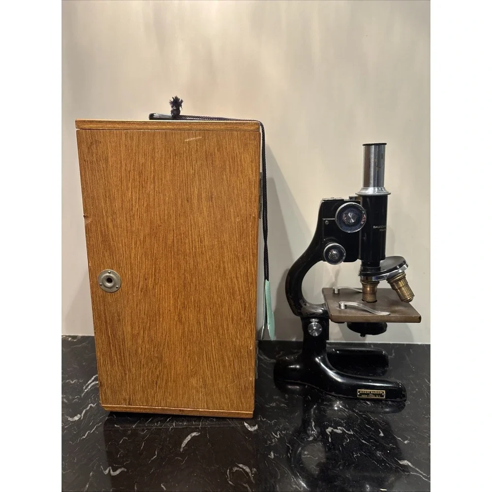 Bausch&Lomb Pat Jan 5,1915 August Waeldin Optical Microscope W/Wooden Case & Key